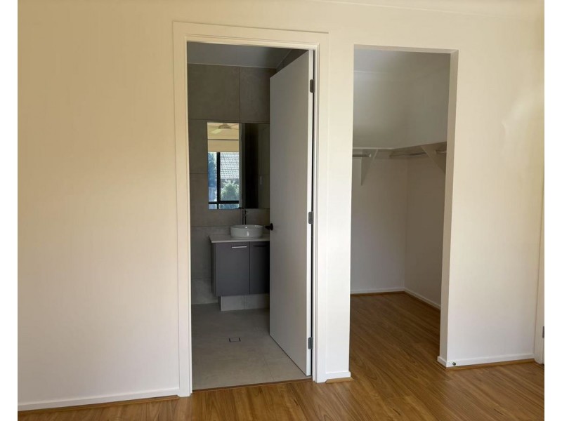 27 Neiwand Street, Calamvale QLD 4116