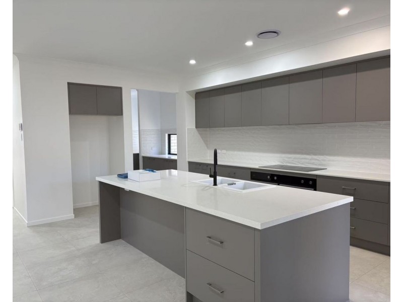 27 Neiwand Street, Calamvale QLD 4116