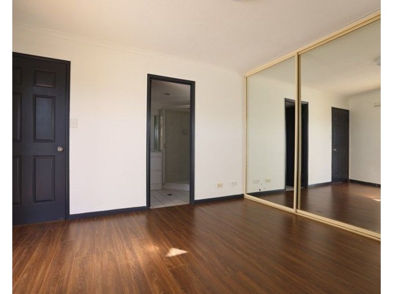 4/7 York Street, Indooroopilly QLD 4068