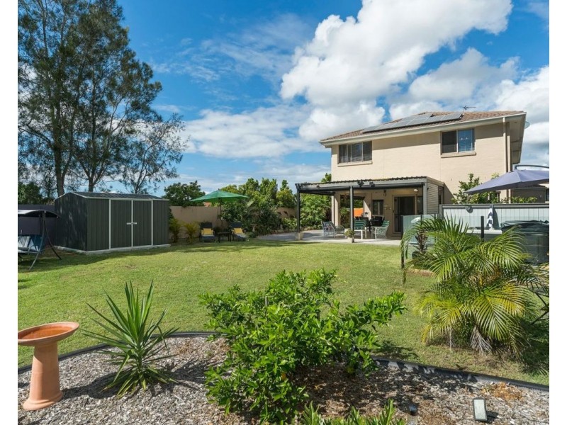 13 The Peninsula, Helensvale QLD 4212