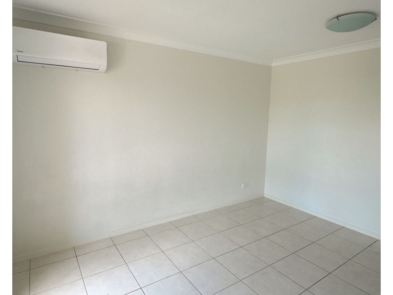 9/238 Young Road, Narangba QLD 4504