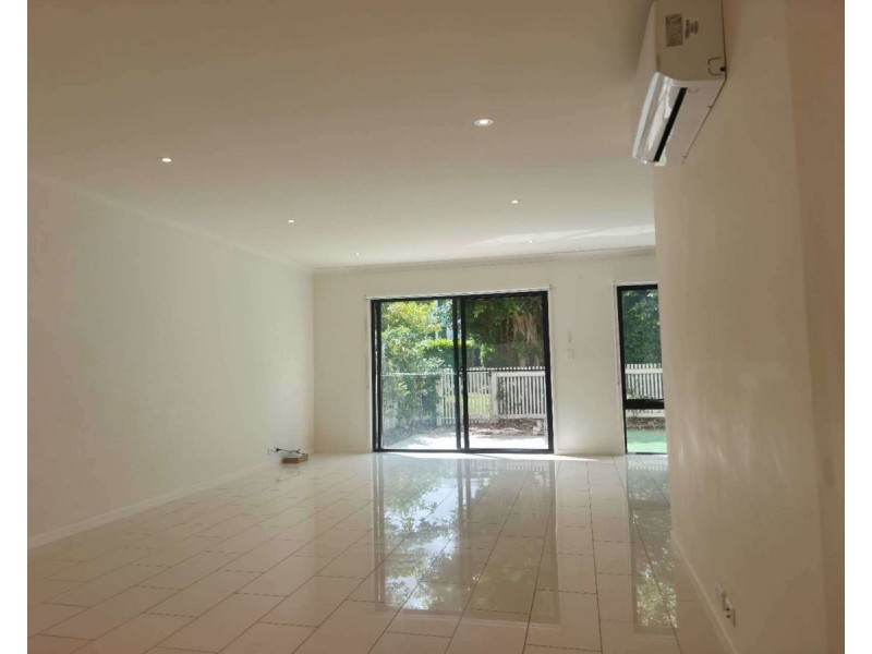 34/126 Marina Quays Blvd, Hope Island QLD 4212