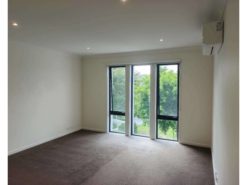 34/126 Marina Quays Blvd, Hope Island QLD 4212