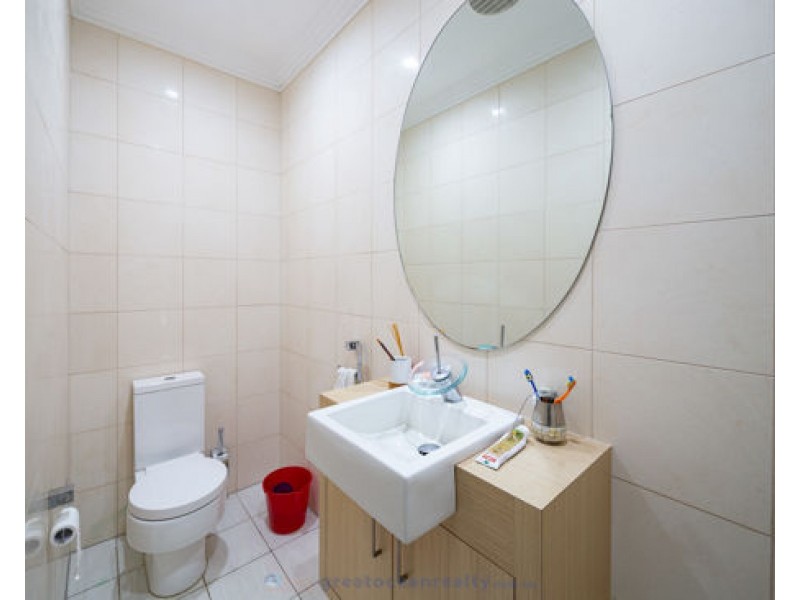 34 Buccaneer Way, Coomera Waters QLD 4209