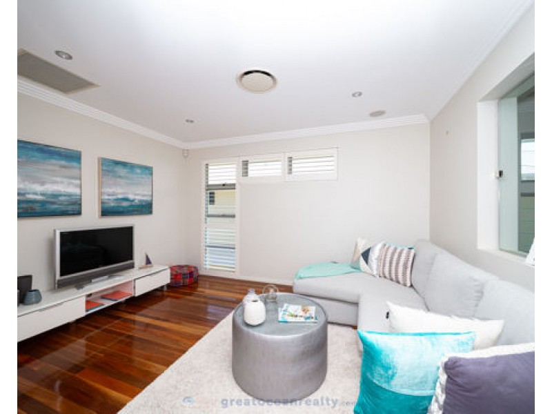 34 Buccaneer Way, Coomera Waters QLD 4209