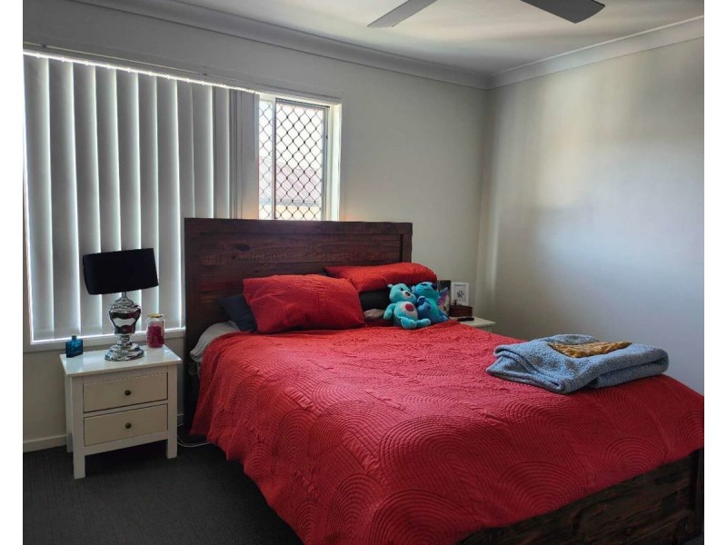 28 Leong street, Bridgeman Downs QLD 4035