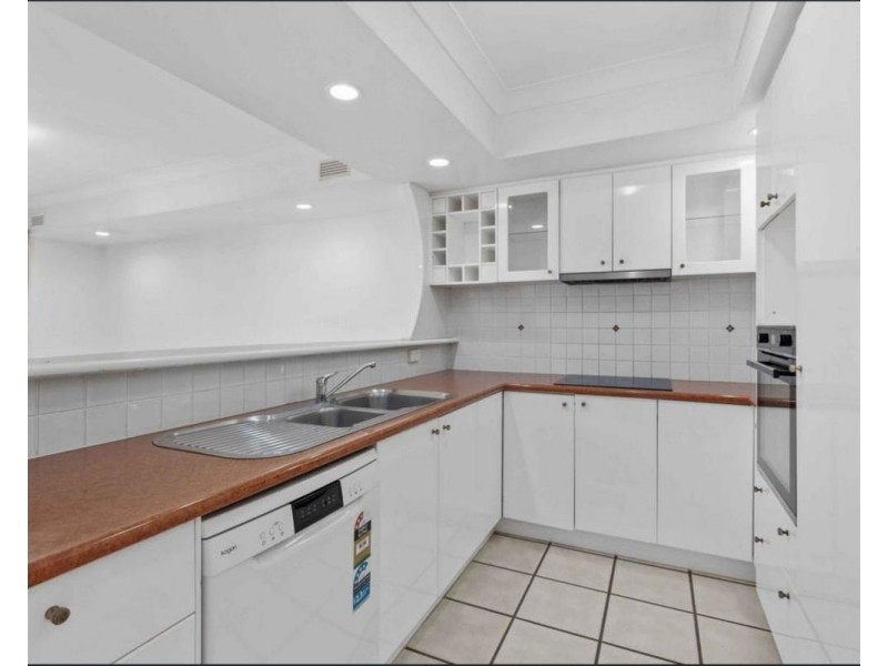 1101/22-34 Glenside Drive, Robina QLD 4226