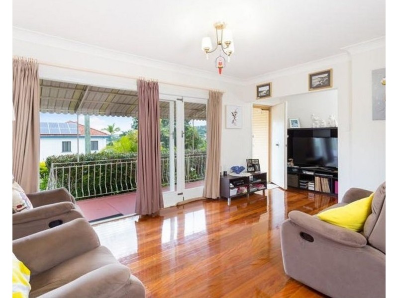 40 Dunedoo Street, Stafford QLD 4053