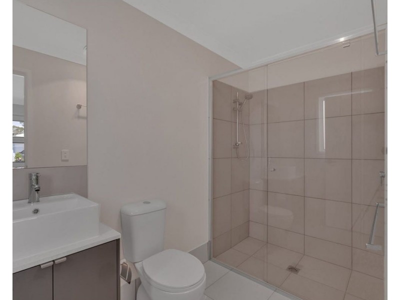 1/38 Bisschop St, Deception Bay QLD 4508