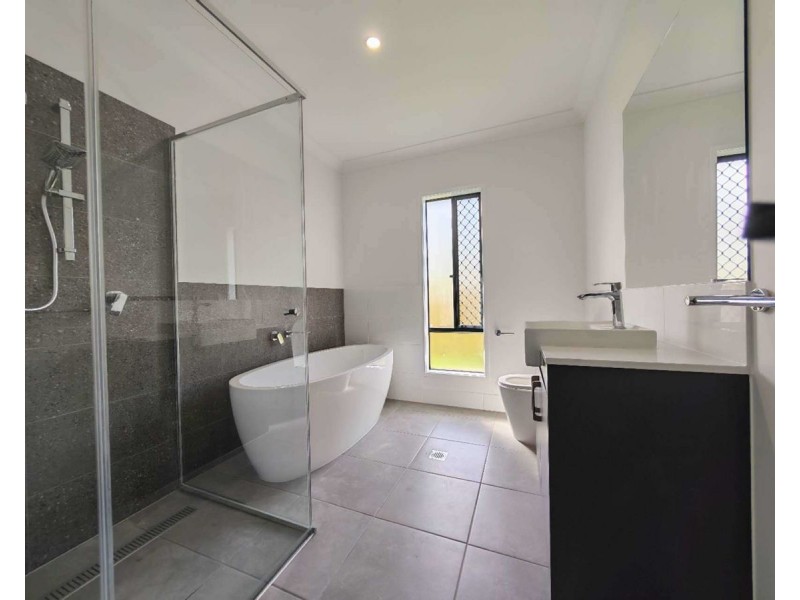 25 Syrah St, Logan Reserve QLD 4133