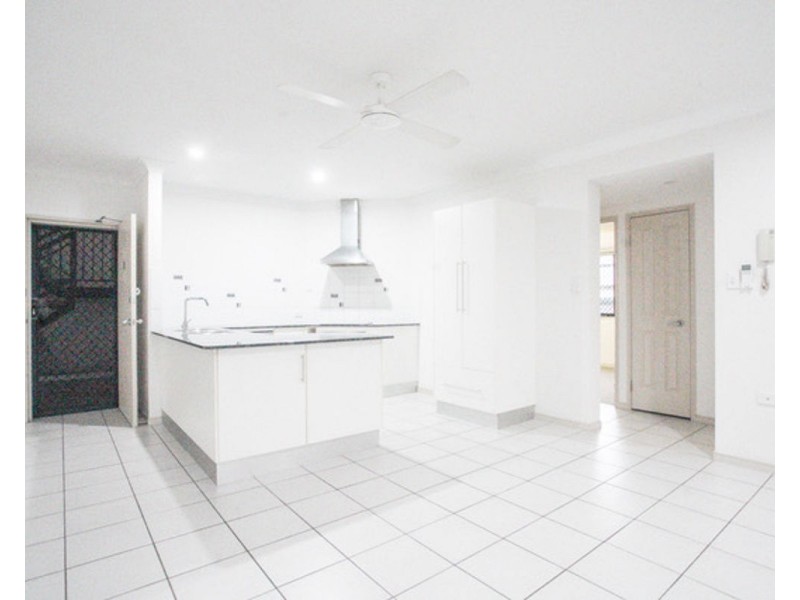 Unit 6 /72-76 Digger Street, Cairns North QLD 4870