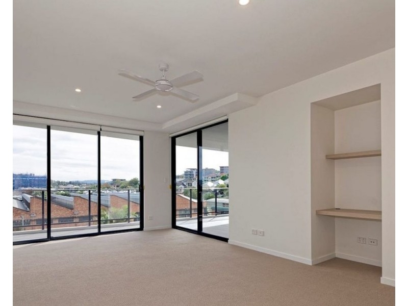 3307/35 Burdett Street, Albion QLD 4010