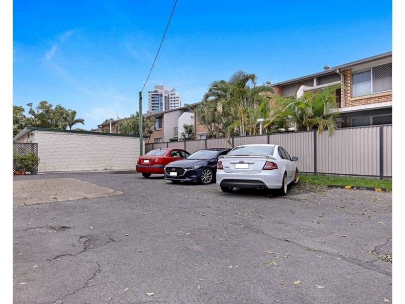 3/5 Proud Street, Labrador QLD 4215