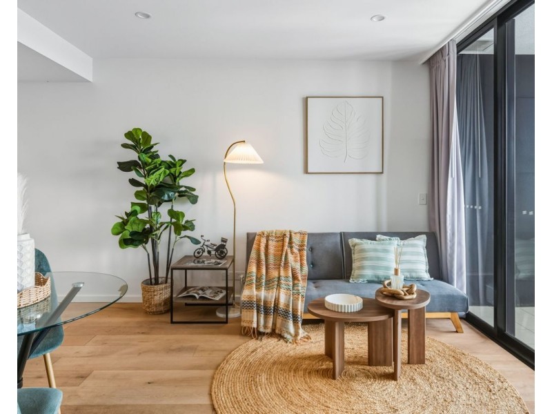 1208/17 Deshon street, Woolloongabba QLD 4102