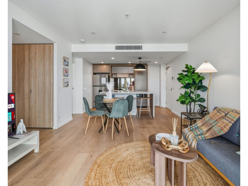 1208/17 Deshon street, Woolloongabba QLD 4102