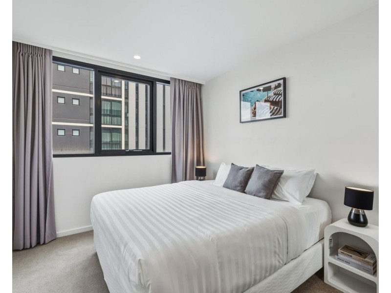 1208/17 Deshon street, Woolloongabba QLD 4102