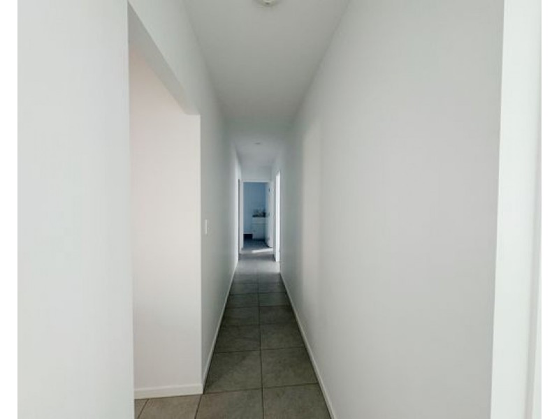 68 Juniper Dr, Greenbank QLD 4124