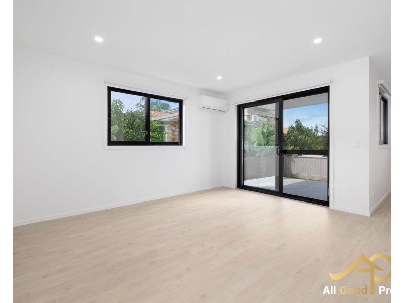 7 Lakkari Street, Eight Mile Plains QLD 4113