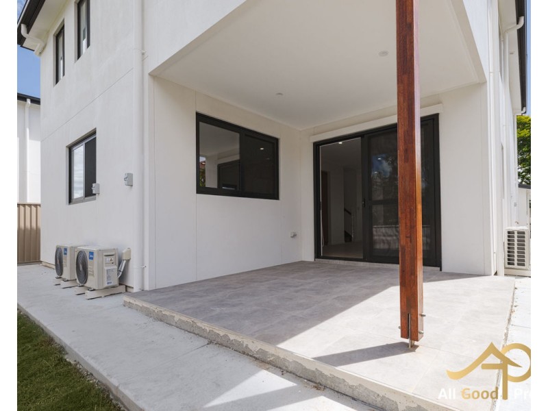 7 Lakkari Street, Eight Mile Plains QLD 4113