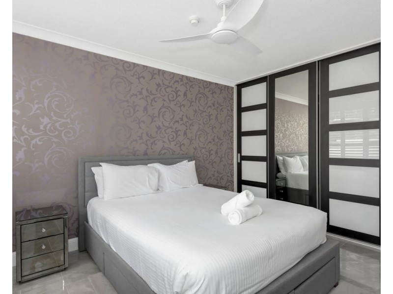 301/18-20 Orchid Ave, Surfers Paradise QLD 4217