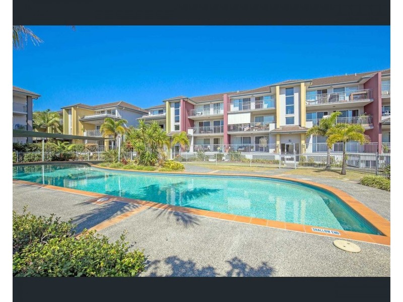 504 33 Clark Street, Biggera Waters QLD 4216