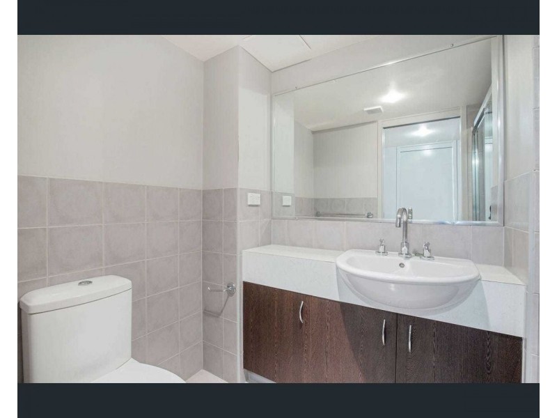 504 33 Clark Street, Biggera Waters QLD 4216