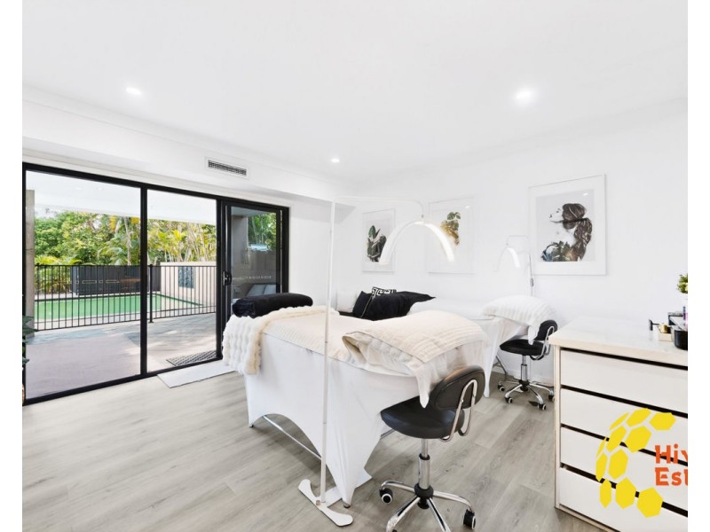 36 Saltwater Terrace, Helensvale QLD 4212