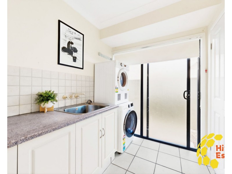 36 Saltwater Terrace, Helensvale QLD 4212