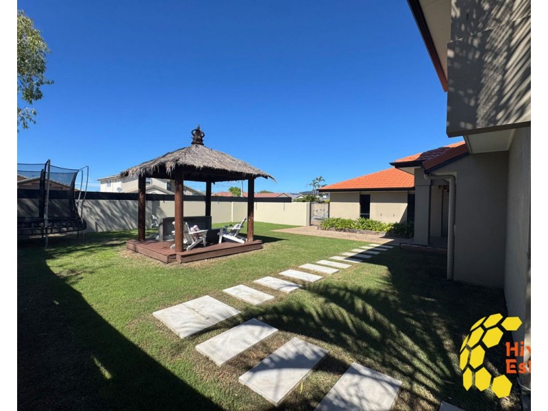 36 Saltwater Terrace, Helensvale QLD 4212