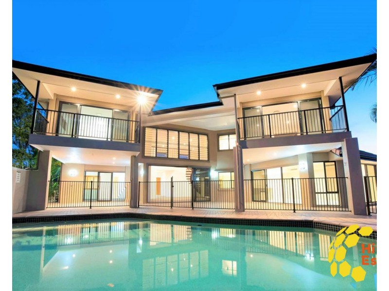 36 Saltwater Terrace, Helensvale QLD 4212