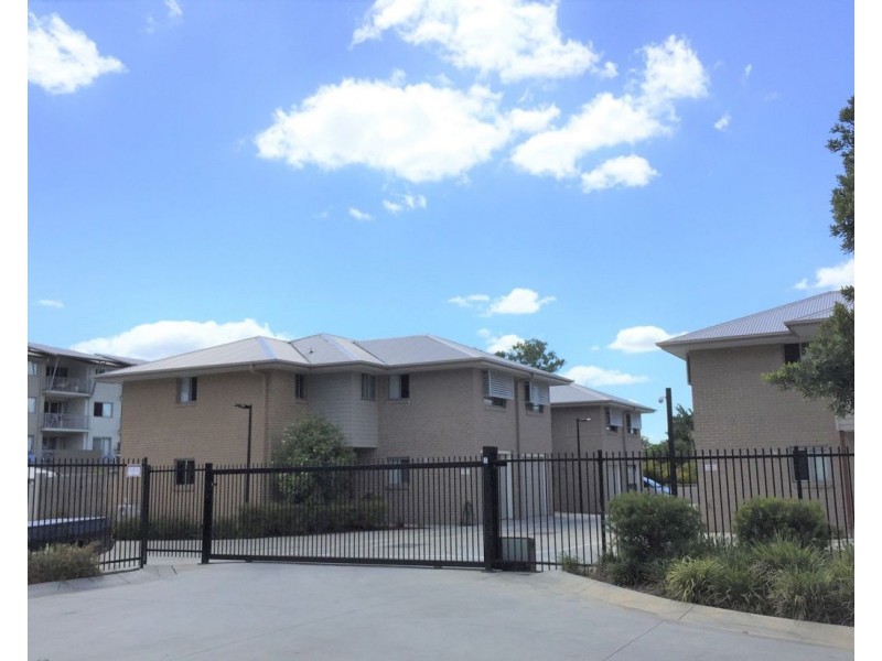 Unit 56 29-33 Juers St, Kingston QLD 4114