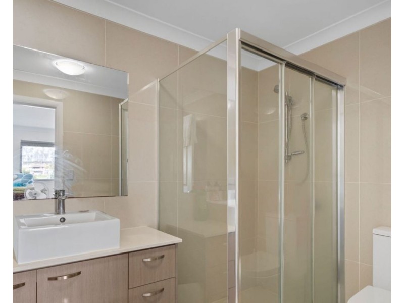 Unit 56 29-33 Juers St, Kingston QLD 4114