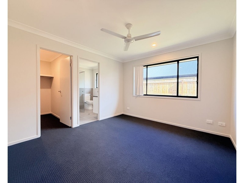 5 Roupell Street, Logan Reserve QLD 4133