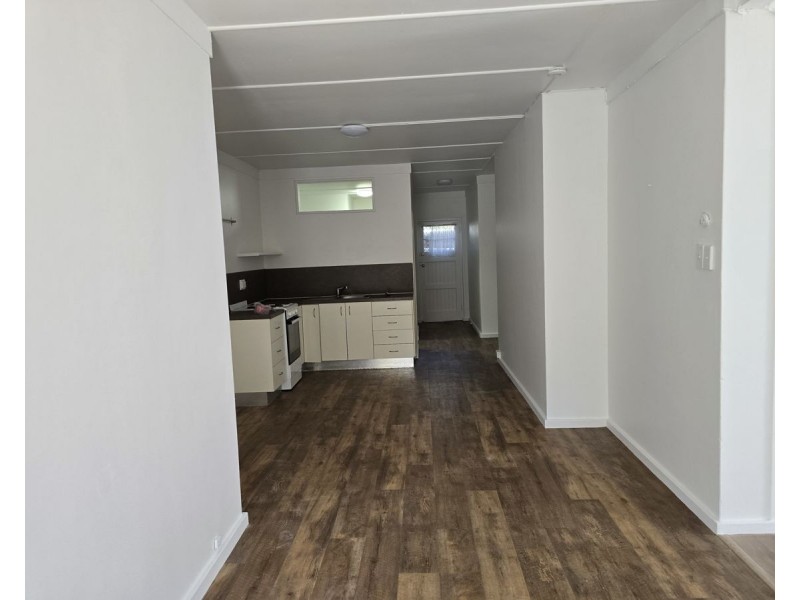 2/18 Webb Street, Margate QLD 4019