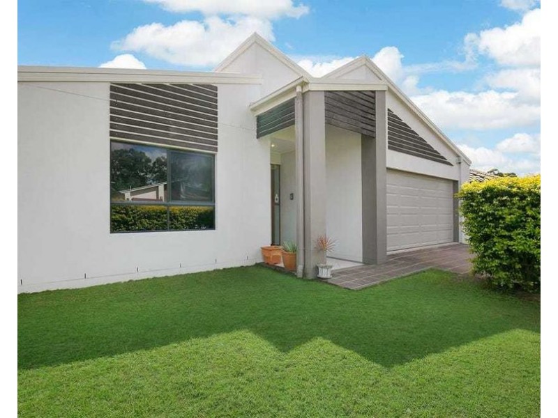 18 Lillydale Place, Calamvale QLD 4116