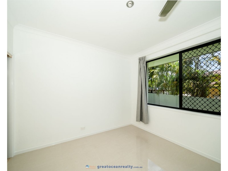 6 Portreeves Place, Arundel QLD 4214