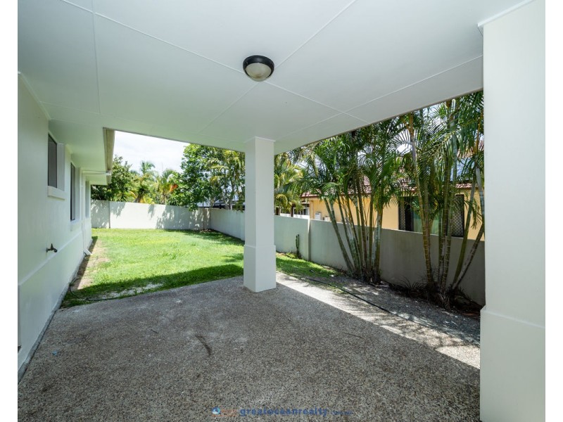 6 Portreeves Place, Arundel QLD 4214