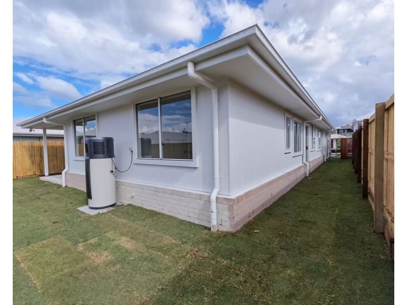 176 Guroman Drive, Greenbank QLD 4124