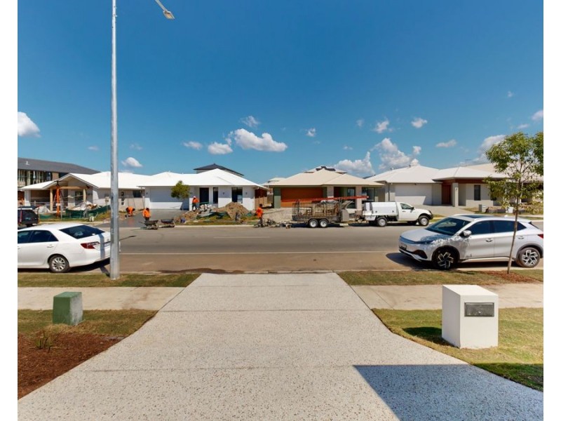 176 Guroman Drive, Greenbank QLD 4124