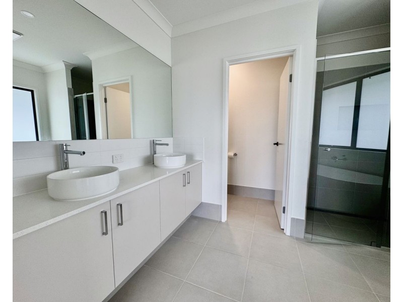 37 ABLOOM STREET, Rochedale QLD 4123