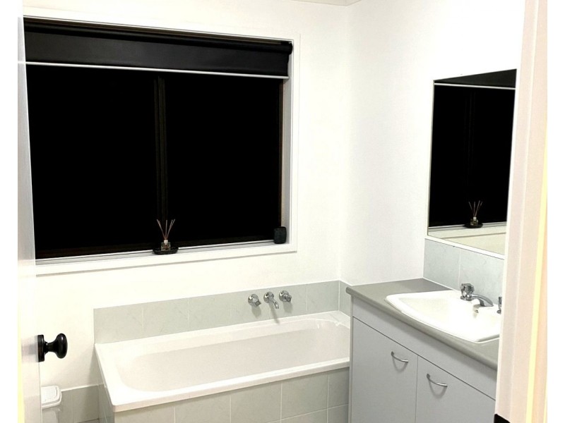 11 757 Ashmore Road, Molendinar QLD 4214