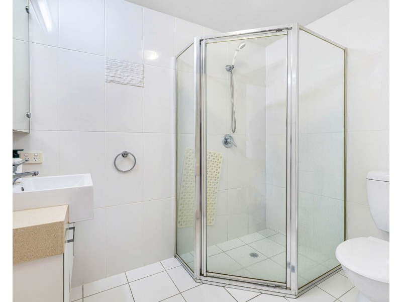 1110A & 1110 / 3 Main Street, Varsity Lakes QLD 4227