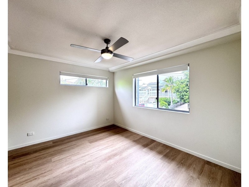 10 4-6 Lockhart Street, Woolloongabba QLD 4102