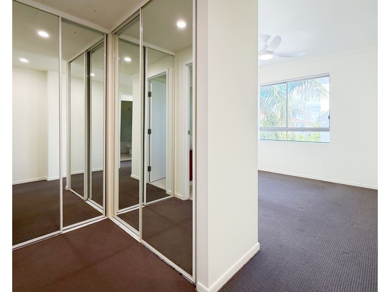 Unit 44/13-23 Bright Avenue, Labrador QLD 4215