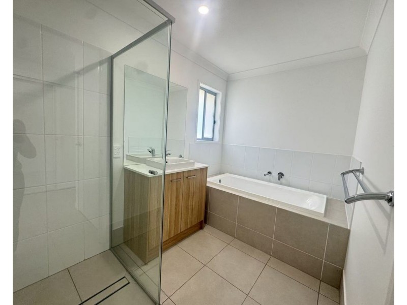 42 Polaris Drive, Brassall QLD 4305