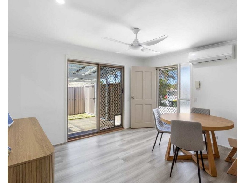 1/216 Olsen Avenue, Arundel QLD 4214