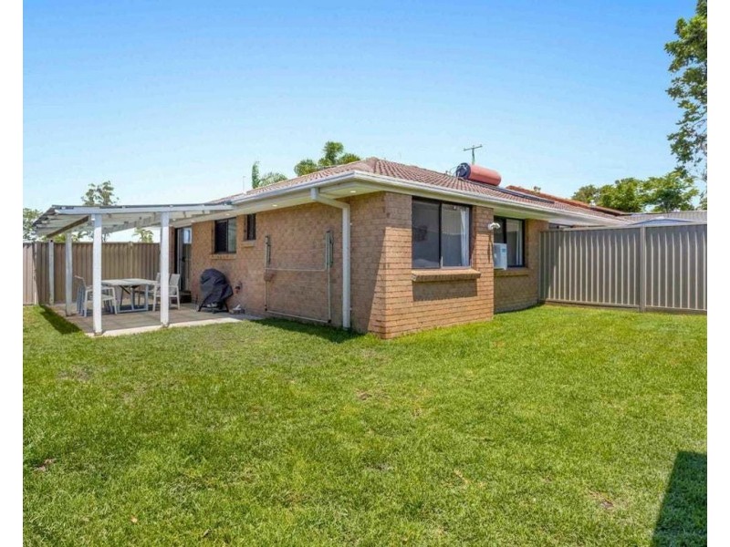 1/216 Olsen Avenue, Arundel QLD 4214
