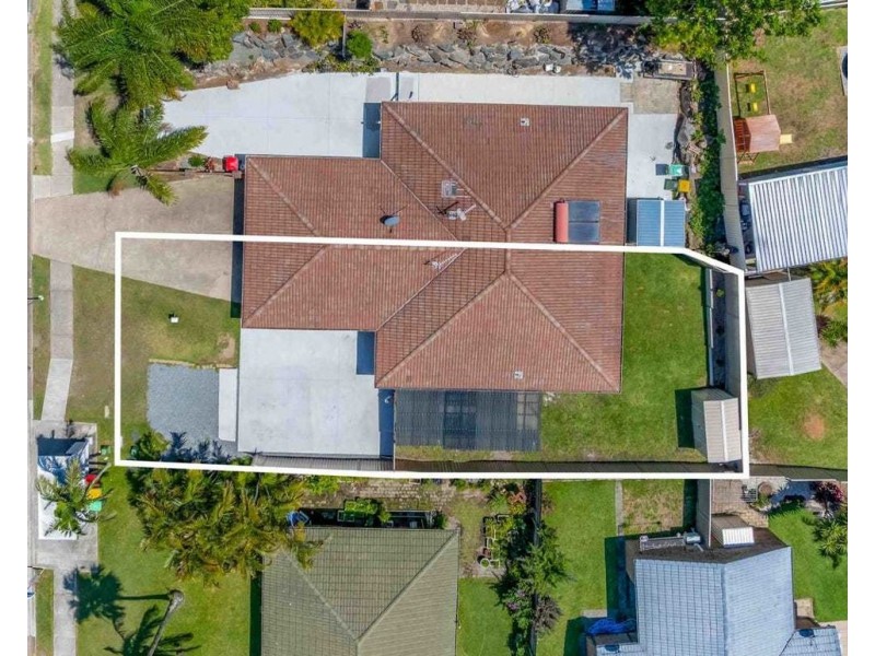 1/216 Olsen Avenue, Arundel QLD 4214