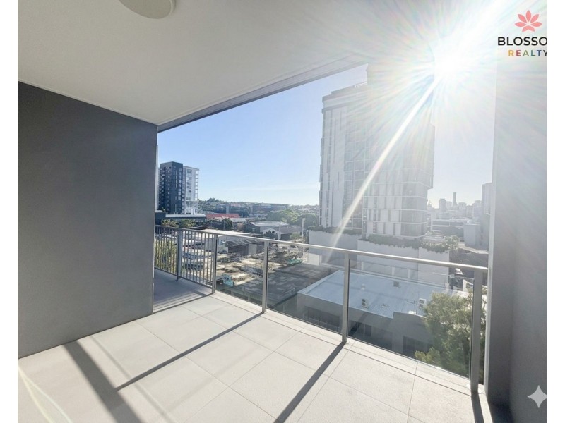 Lot700 25 Walsh St, Milton QLD 4064