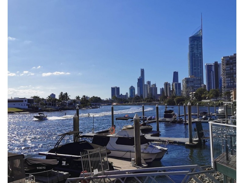 057 2890 Gold Coast Highway, Surfers Paradise QLD 4217